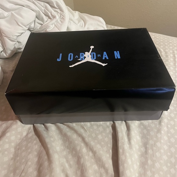 Jordan 11 low